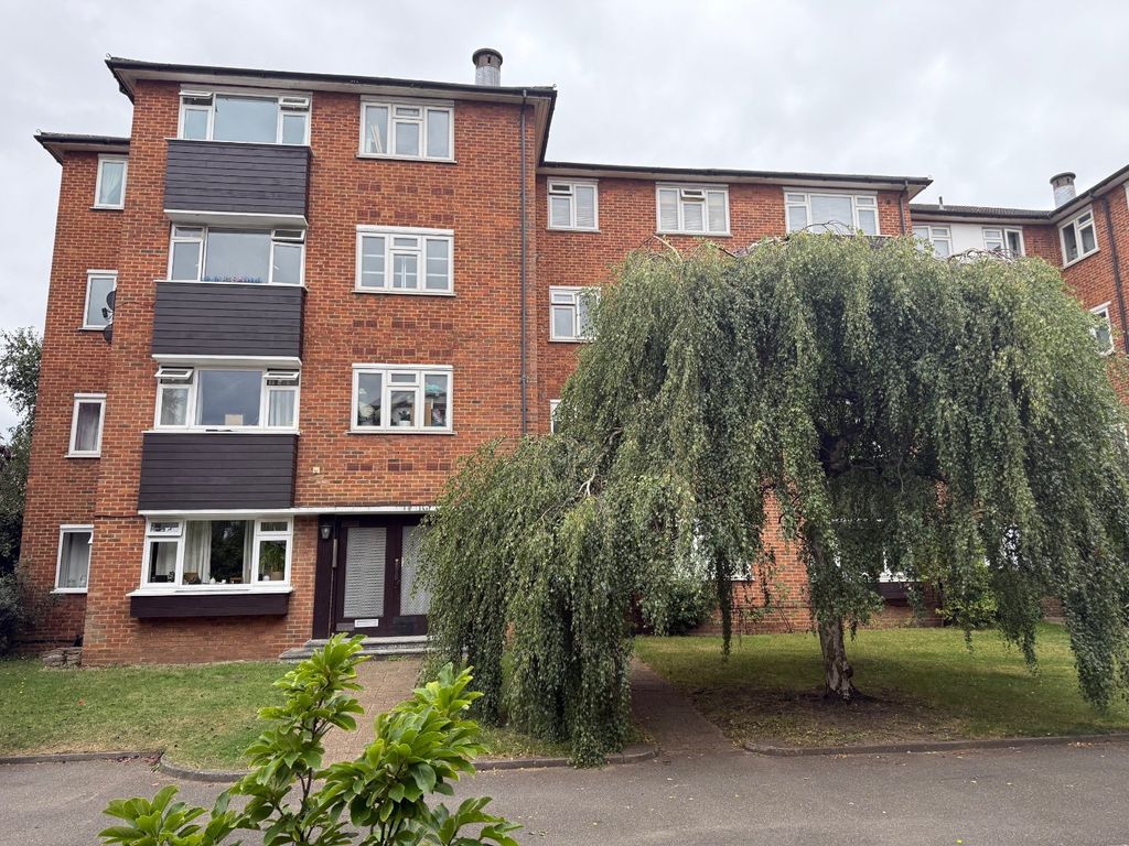 Property photo 1 of 17