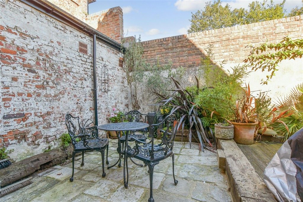 Property photo 2 of 11 Rear Garden