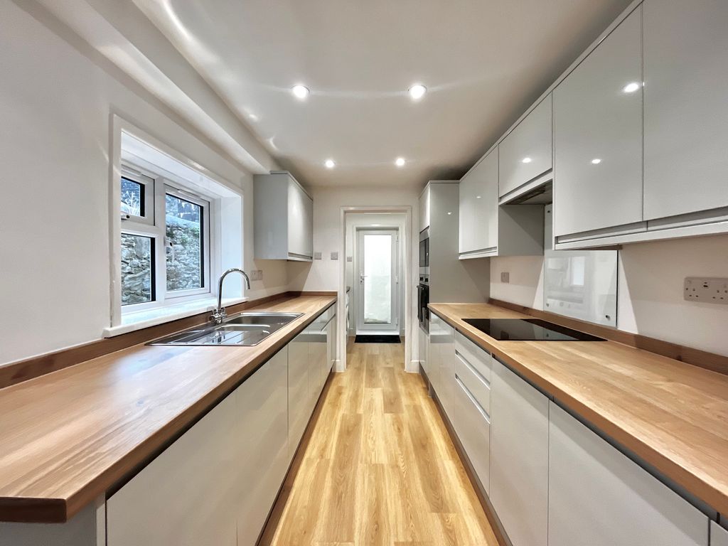 Property photo 2 of 11 Annex