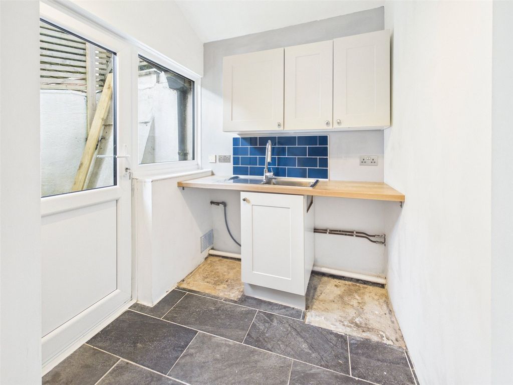 Property photo 3 of 18 Picture No. 03