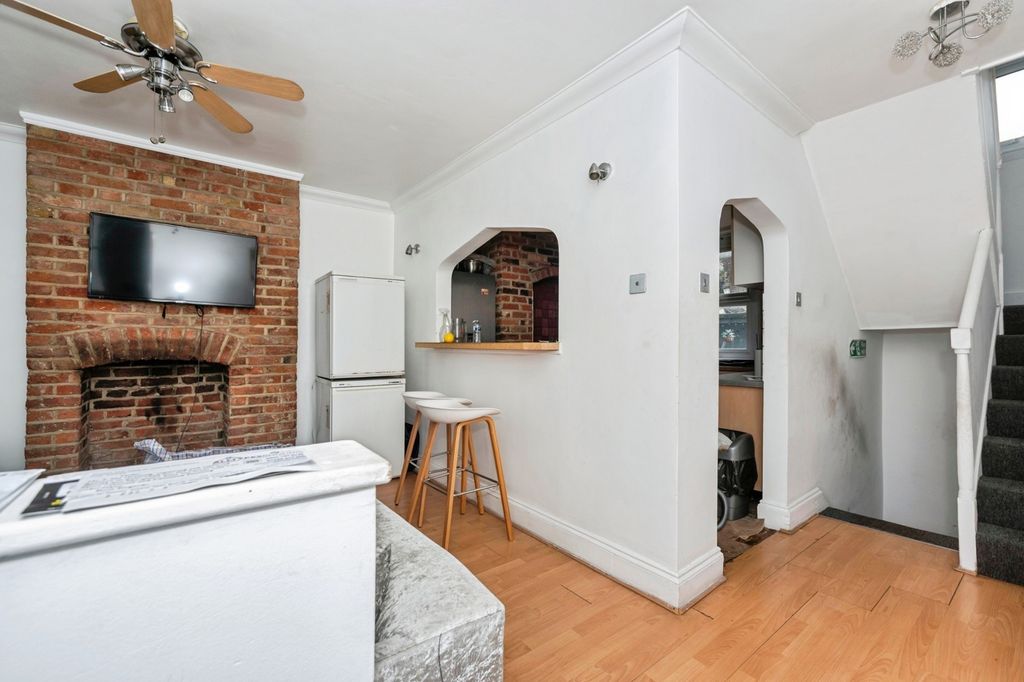 Property photo 3 of 15 Living Room