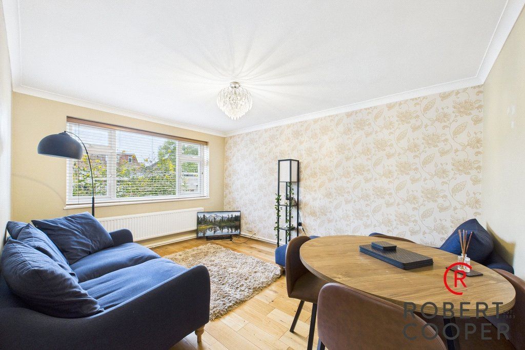 Property photo 2 of 9 Picture No. 18