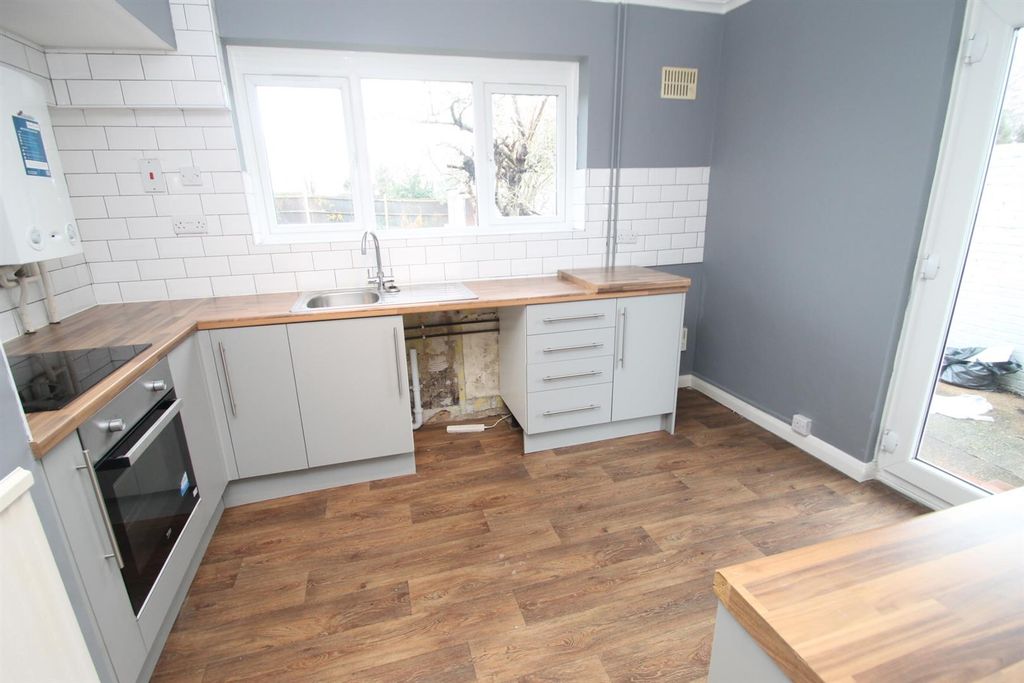 Property photo 3 of 9 Img_9862.Jpg