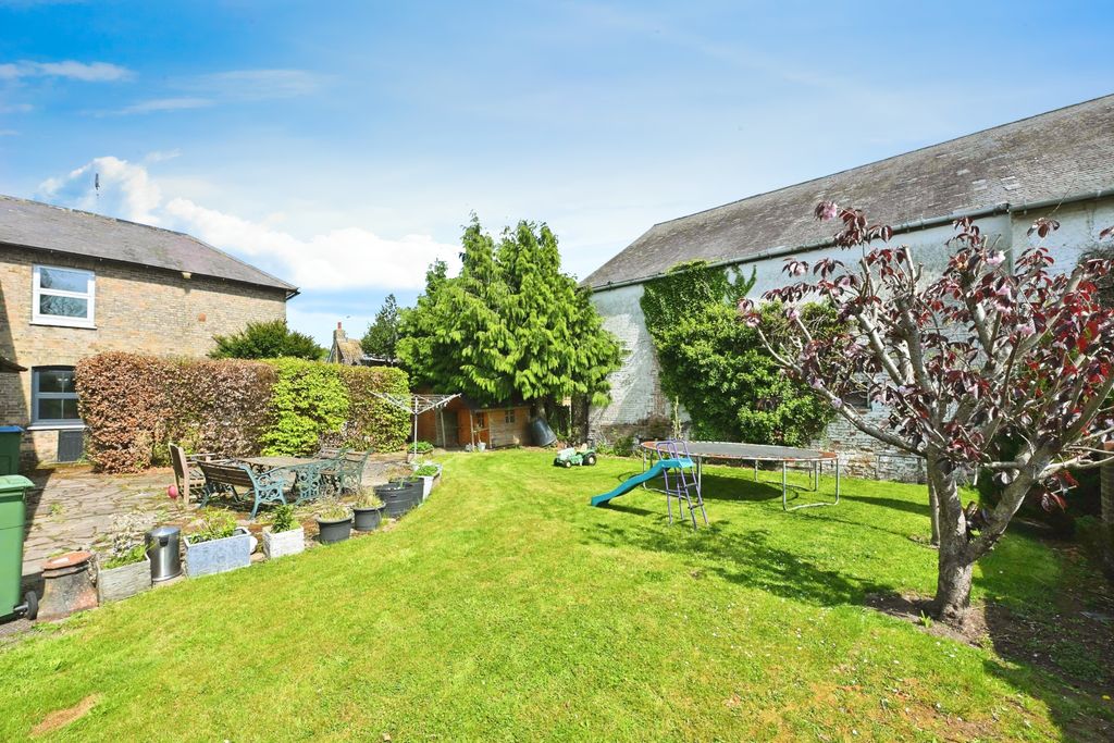 Property photo 1 of 24 Rear Garden