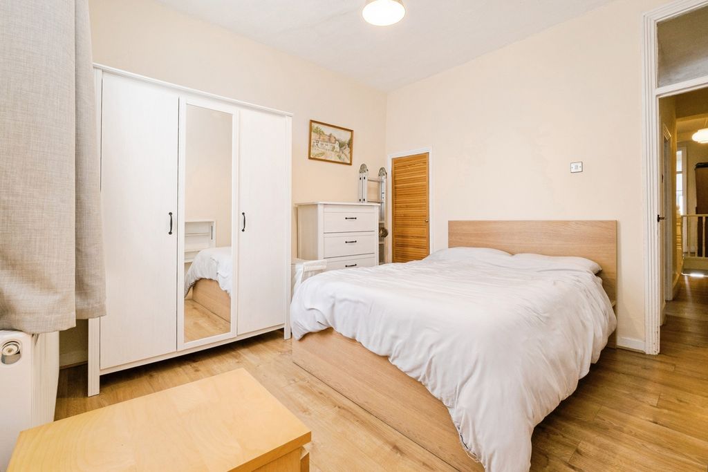 Property photo 2 of 17 Pbox-Img.Jpg