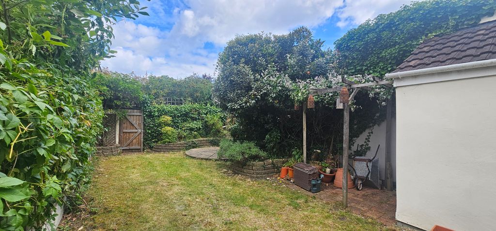 Property photo 2 of 15