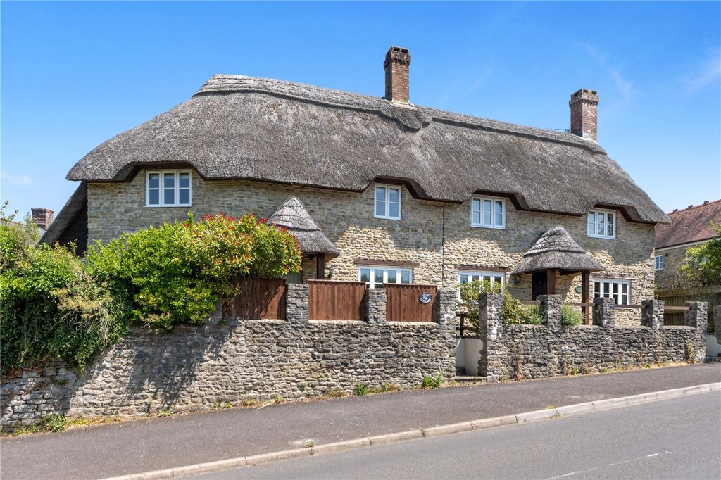 Property photo 1 of 17 Picture No. 04