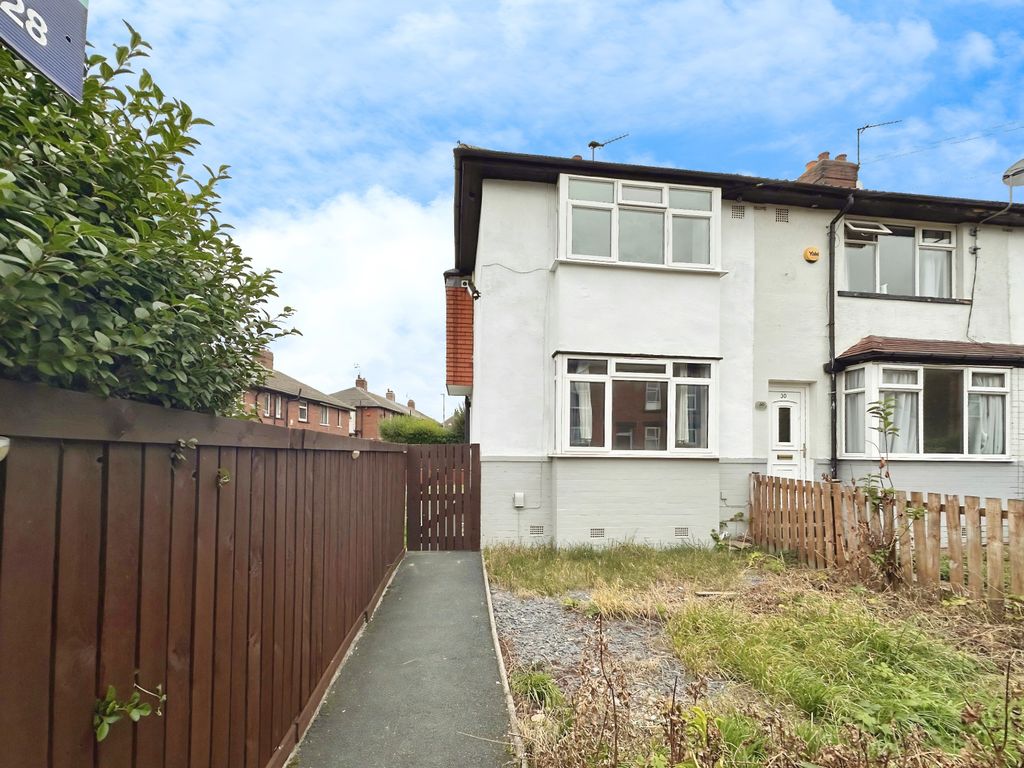 Property photo 1 of 12 Front View