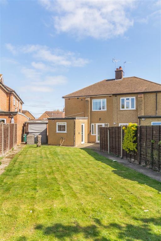 Property photo 2 of 14 8643741-Exterior07.Jpg