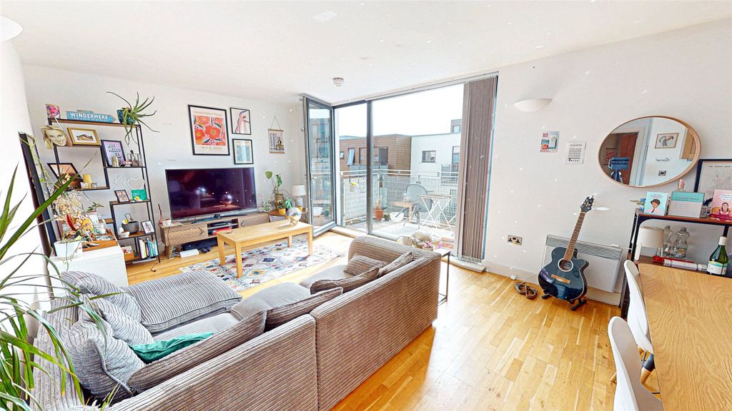 Property photo 1 of 10 Picture No. 06