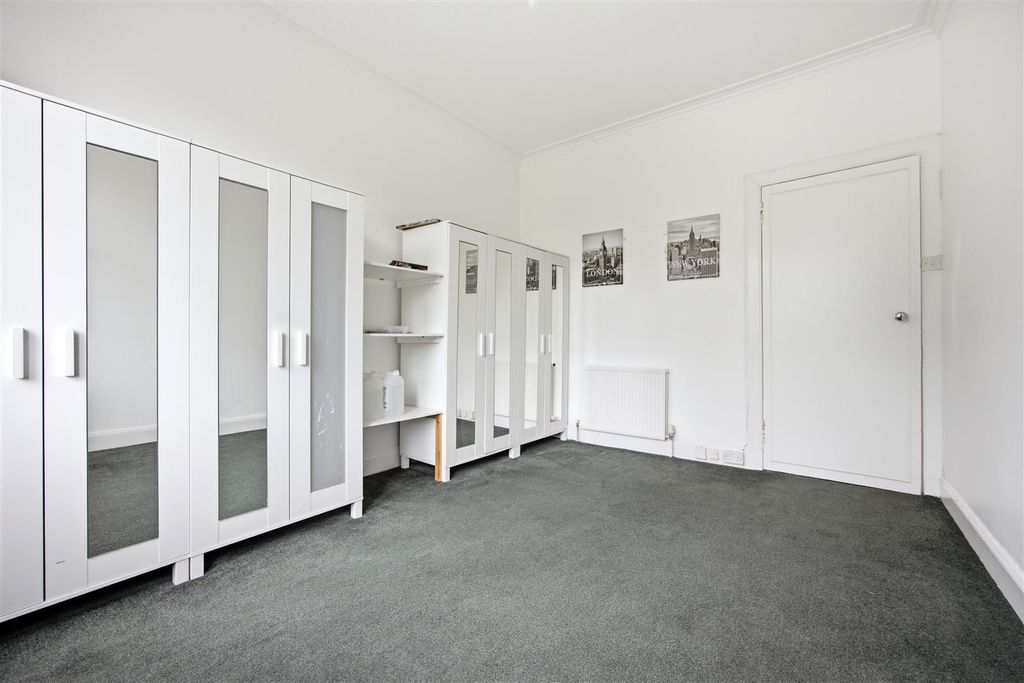 Property photo 2 of 9 02-1-2_5_Old_Duntiblae_Rd_Kirkintilloch_002.Jpg