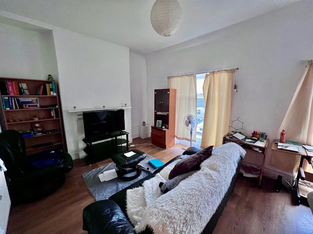 Property photo 1 of 4