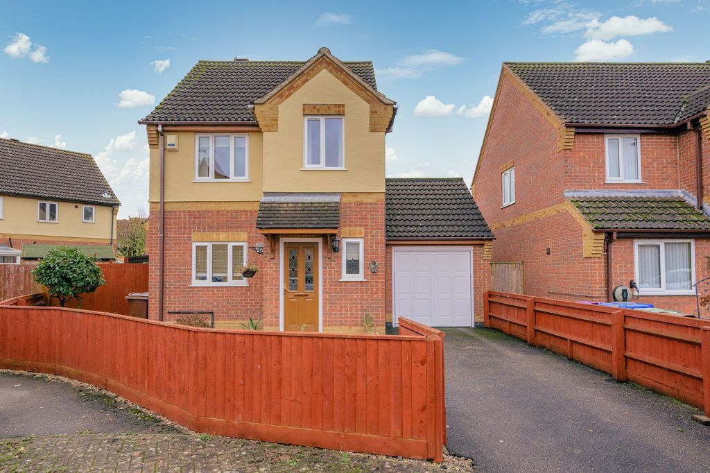 Property photo 1 of 23