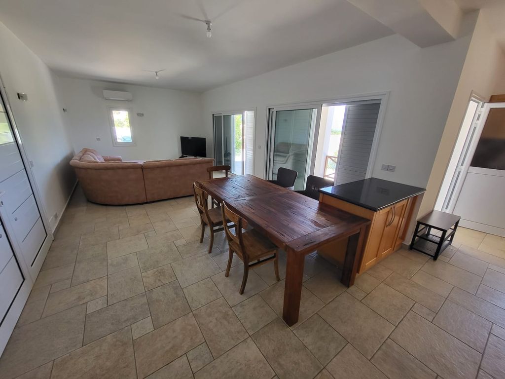 Property photo 3 of 29