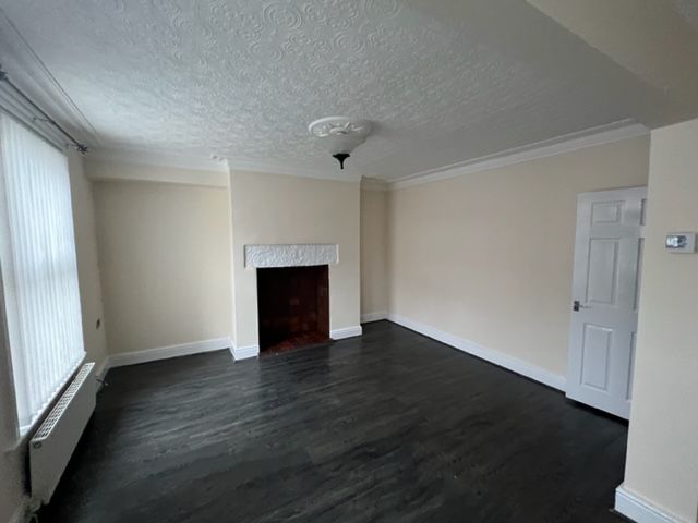 Property photo 3 of 13 Entrance Porch