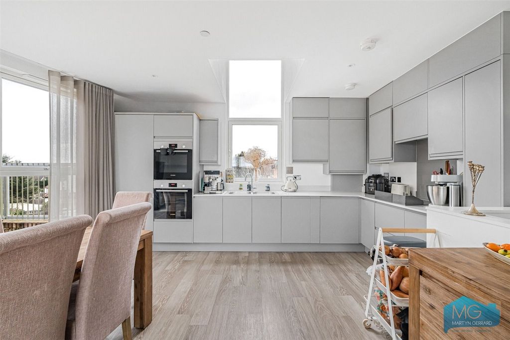 Property photo 3 of 20 Picture No. 25