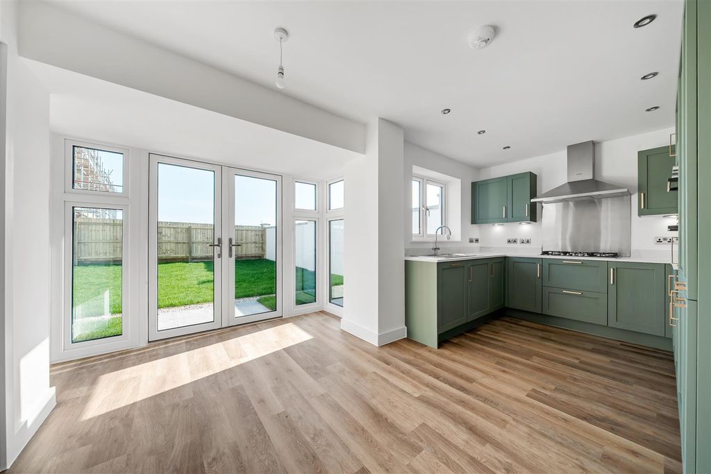 Property photo 3 of 22 Dsc02130.Jpg