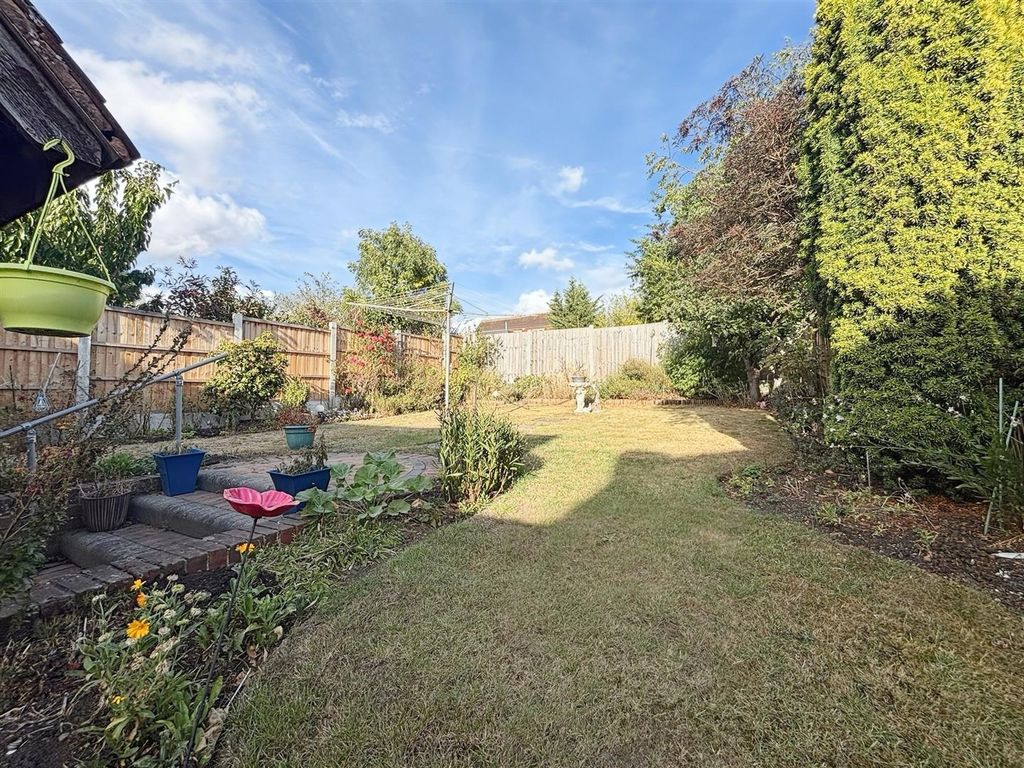 Property photo 3 of 32