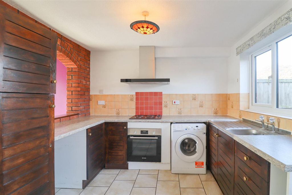 Property photo 3 of 11 Img_1419-1.Jpg