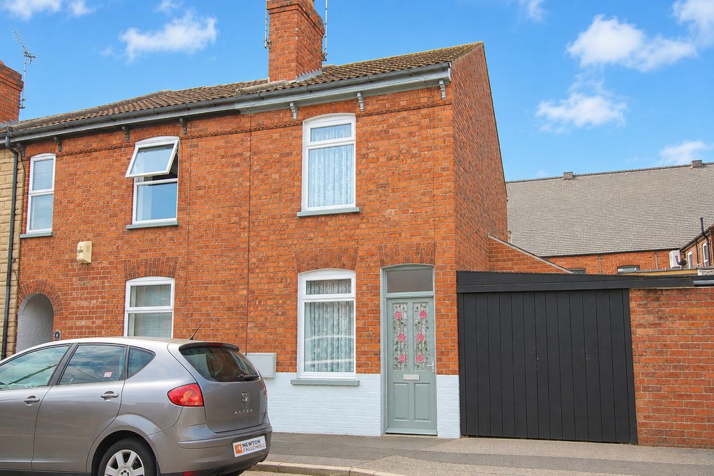 Property photo 1 of 10