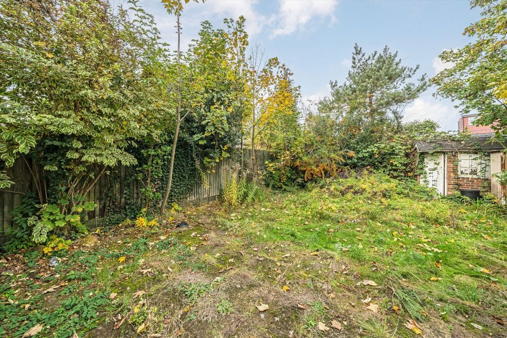 Property photo 3 of 4