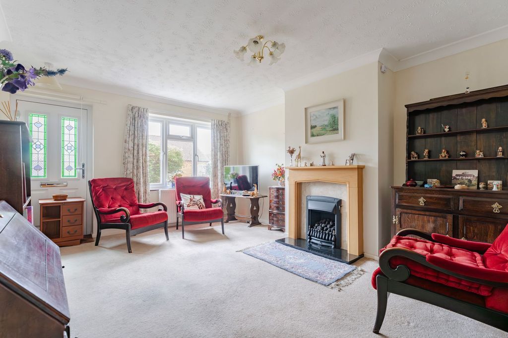 Property photo 2 of 15