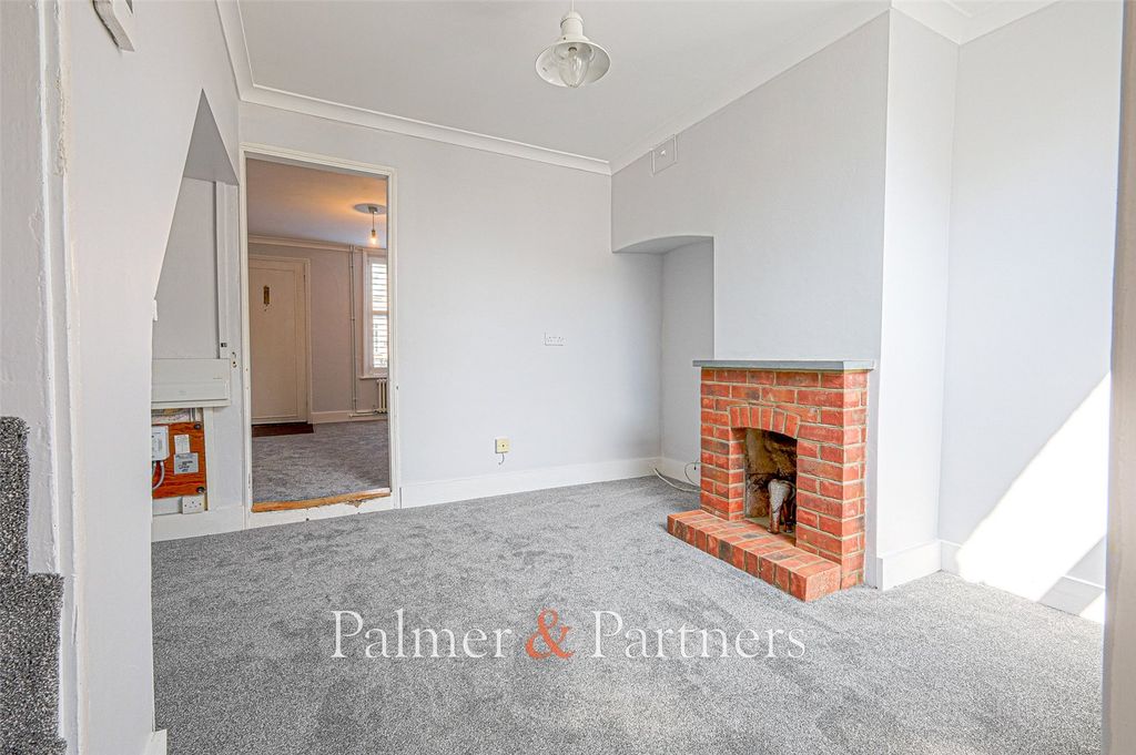 Property photo 3 of 10 Picture No. 04