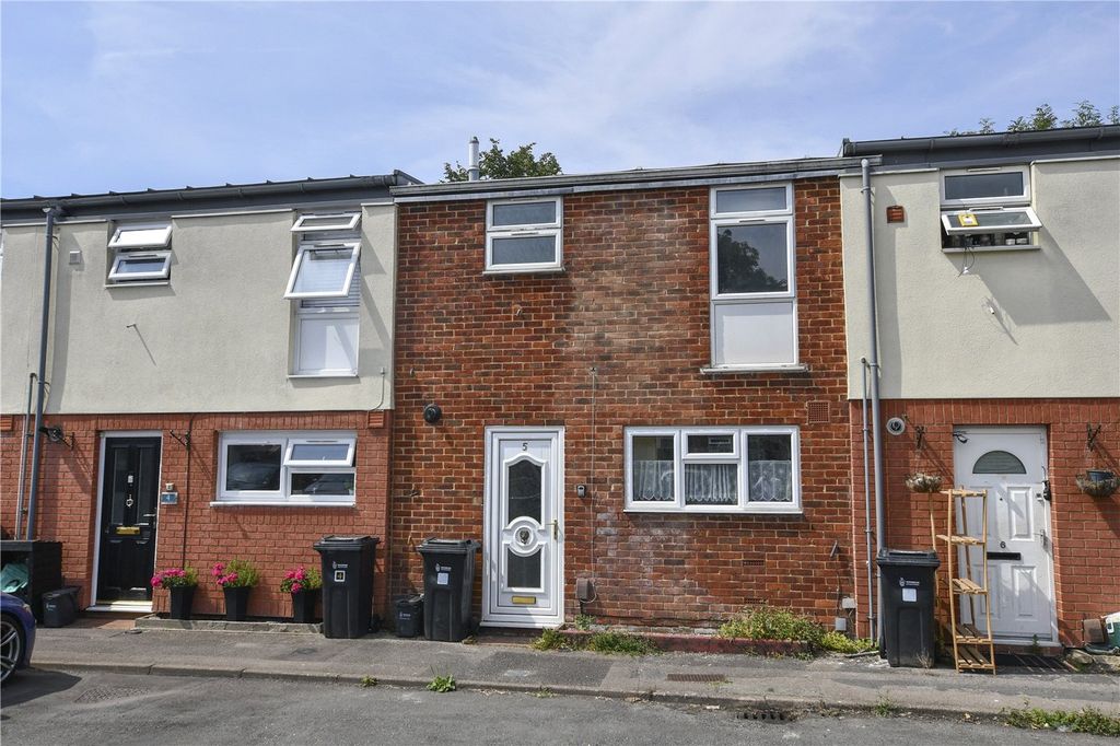 Property photo 1 of 10 Picture No. 04