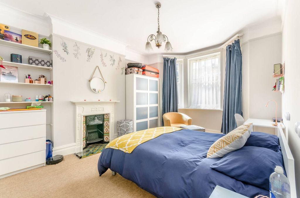 Property photo 1 of 7