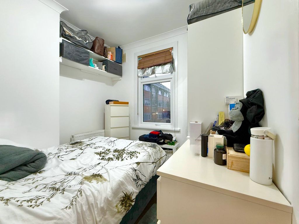 Property photo 3 of 6