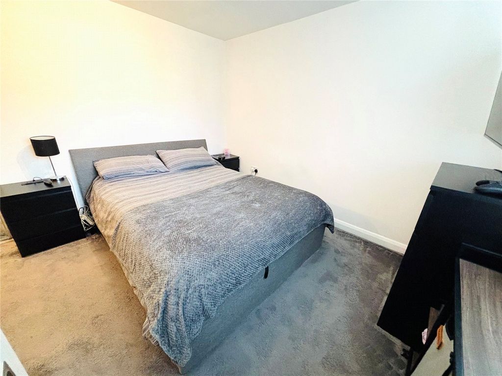 Property photo 3 of 11 Picture No. 04