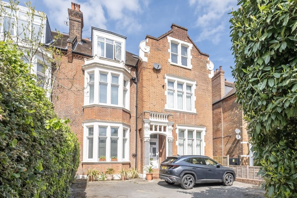 Property photo 1 of 17 Flat-2-148-West-H...