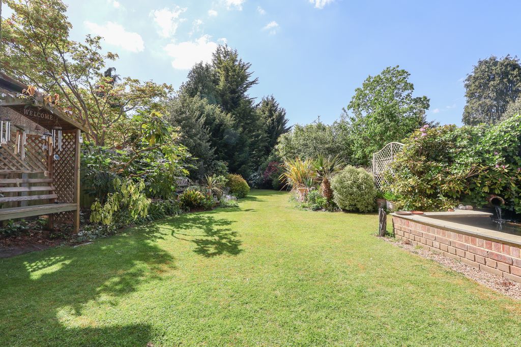 Property photo 3 of 21