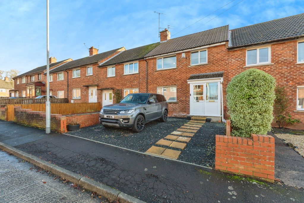 Property photo 1 of 15