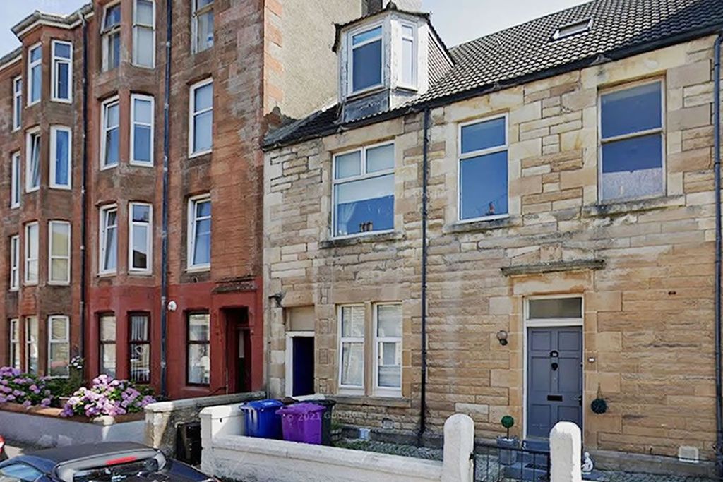 Property photo 1 of 3