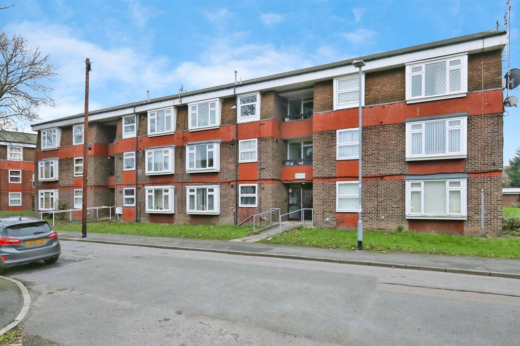 Property photo 1 of 12