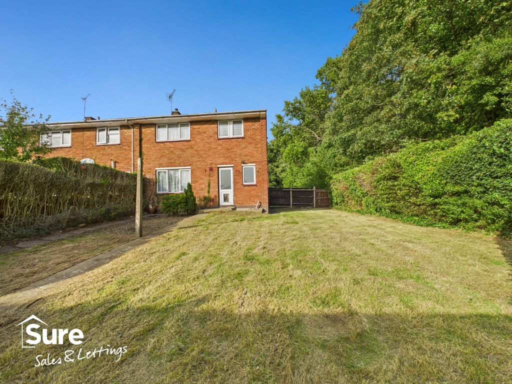 Property photo 2 of 22 4564043