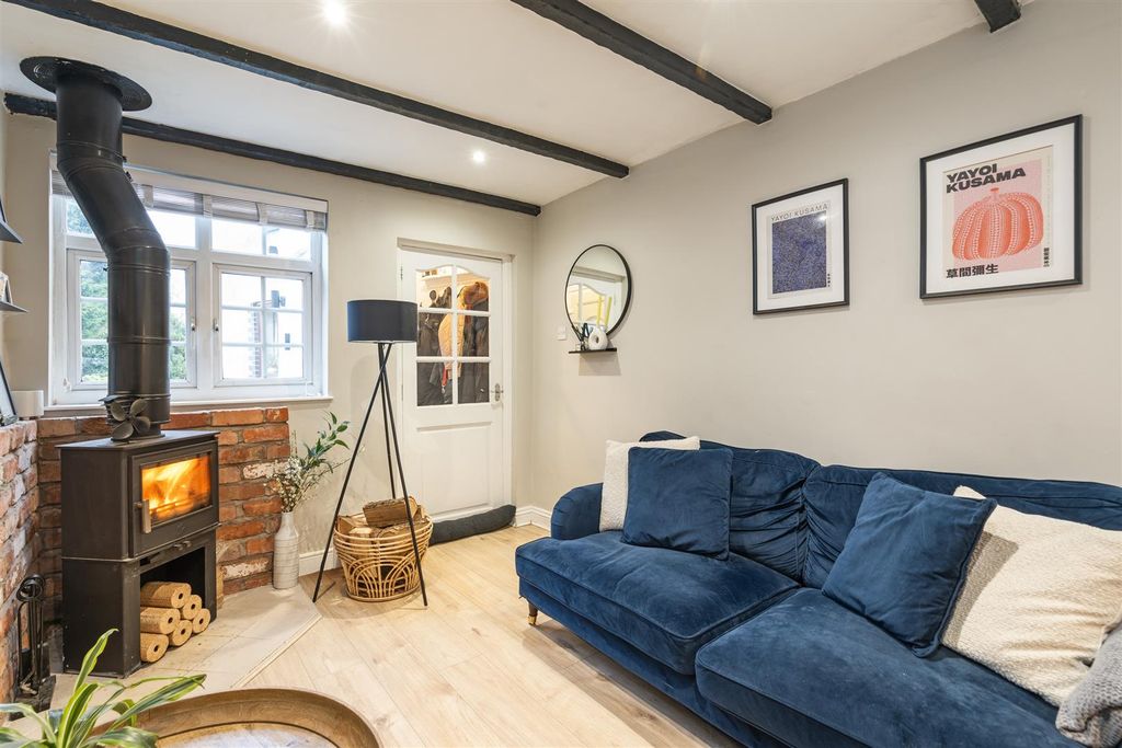 Property photo 2 of 11 Chadwick Cottage_8.Jpg