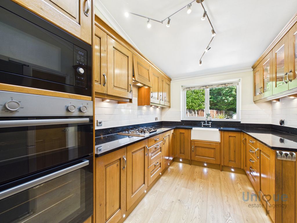 Property photo 3 of 30