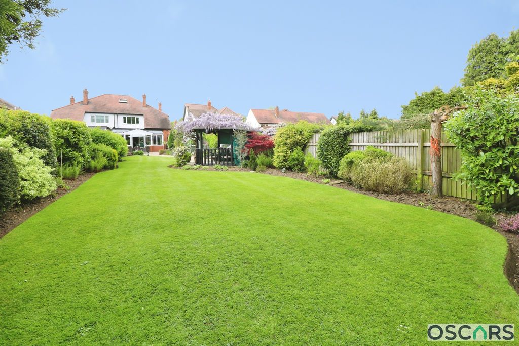 Property photo 2 of 28 Photo 23