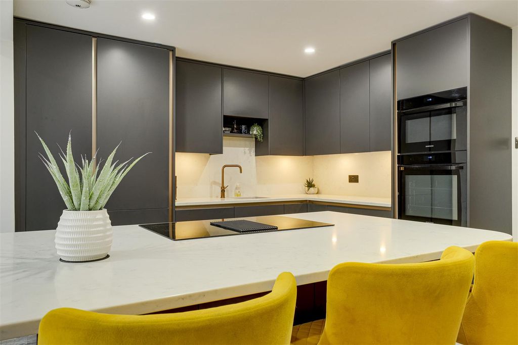 Property photo 3 of 26 12.Jpg