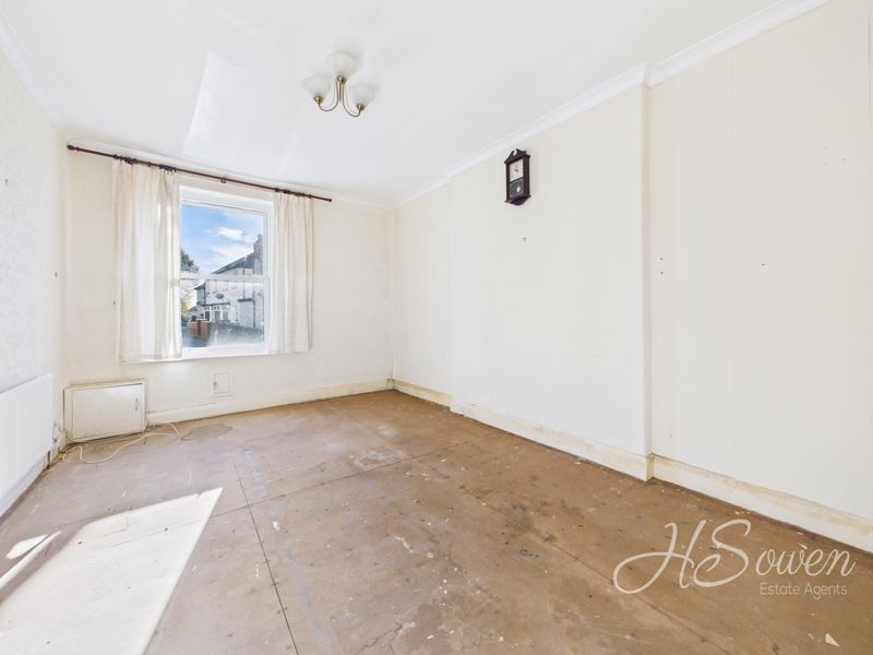 Property photo 2 of 13 Photo 1