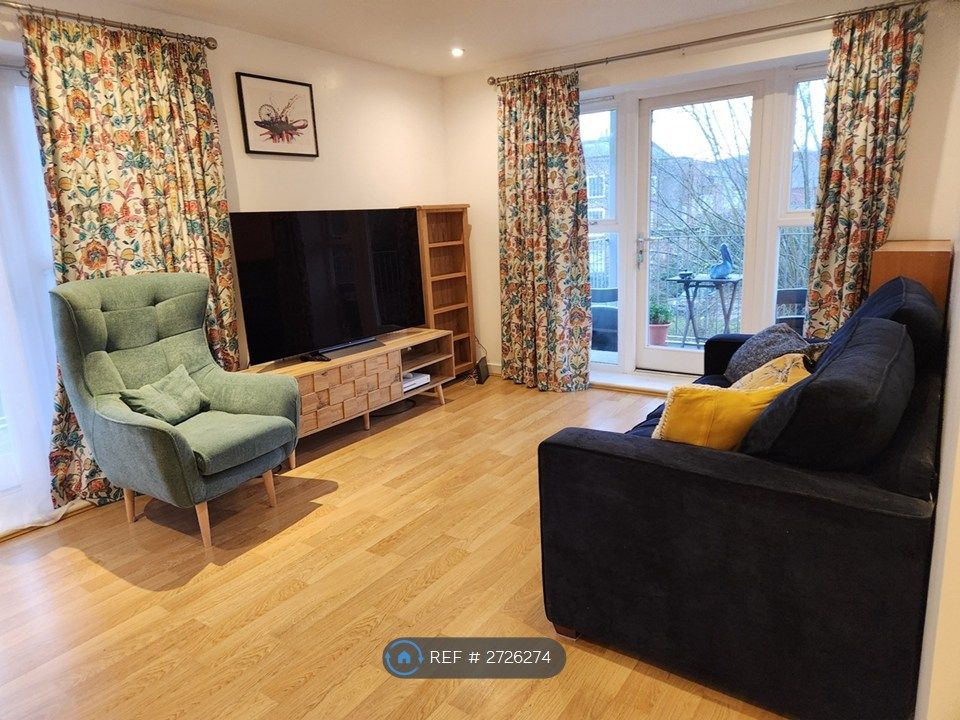 Property photo 3 of 35