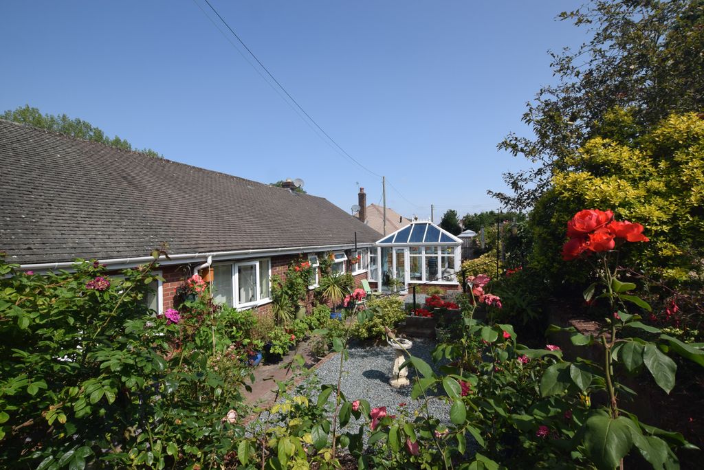 Property photo 1 of 27