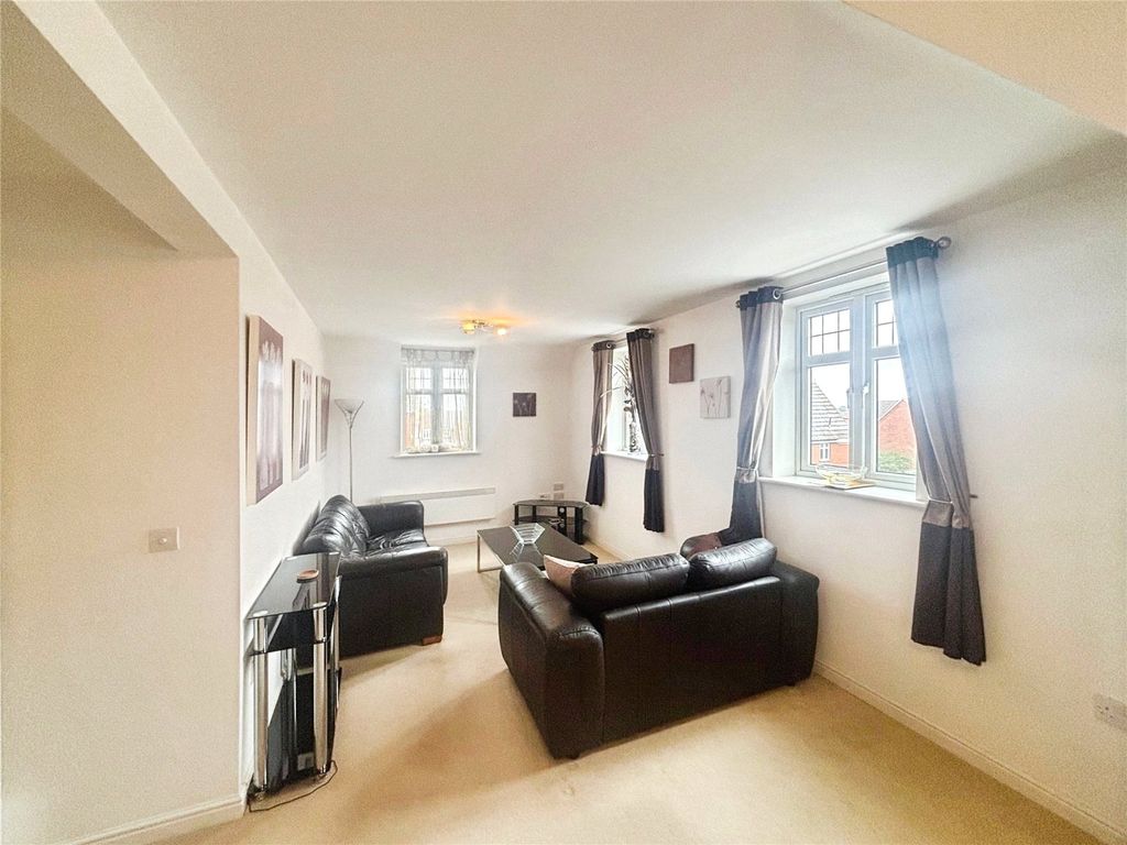 Property photo 2 of 10 Lounge