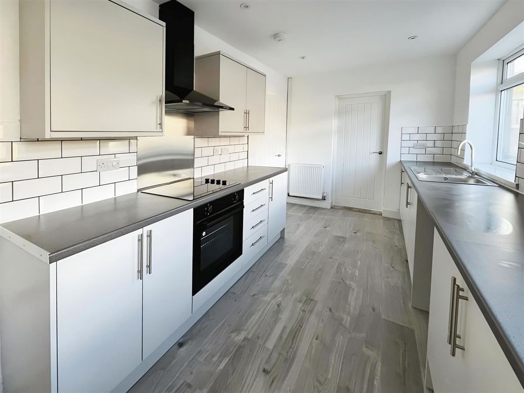 Property photo 2 of 14 Acacia938474Z7Pehq7F3K6Mdk2Ivexjia.Jpg