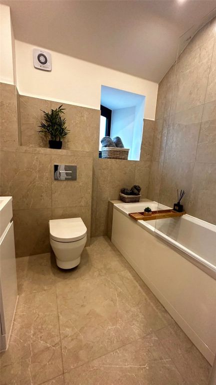 Property photo 3 of 10 Picture No. 03