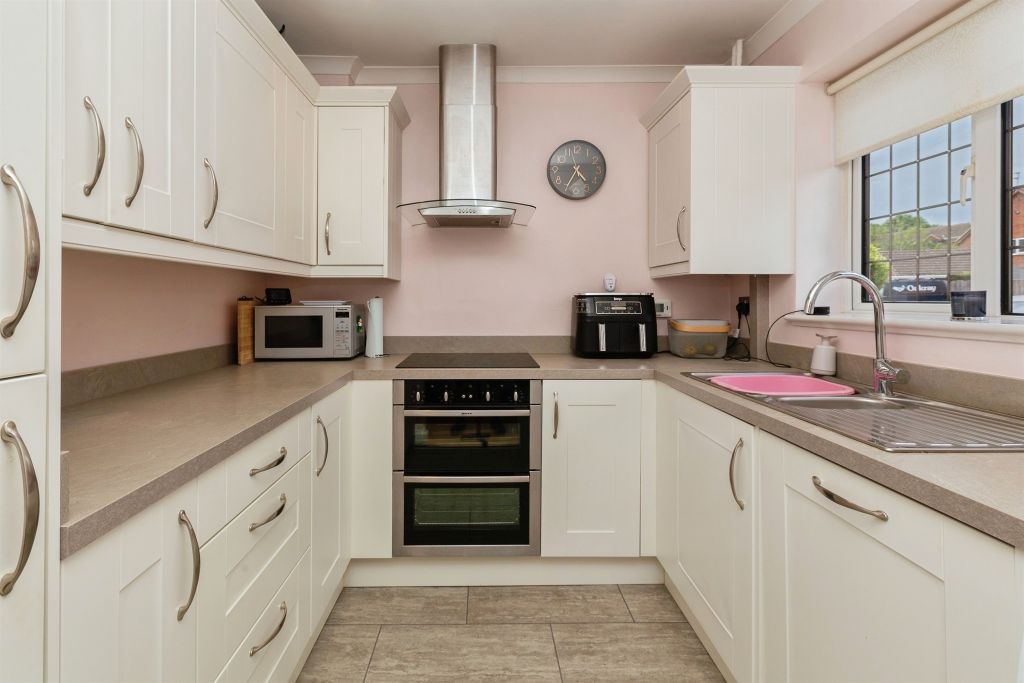 Property photo 2 of 15
