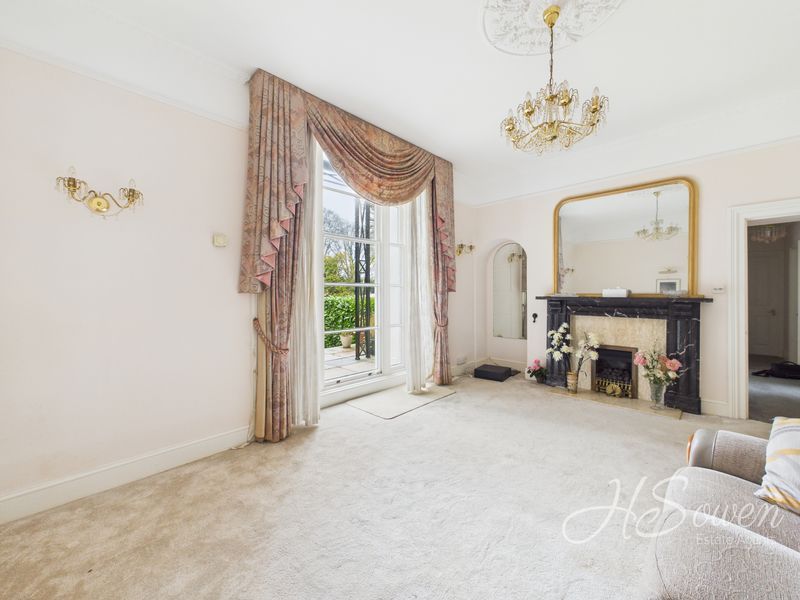 Property photo 2 of 10 Photo 9