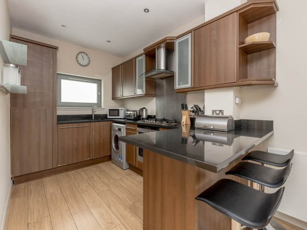 Property photo 2 of 16 57972_Slatefordroad013